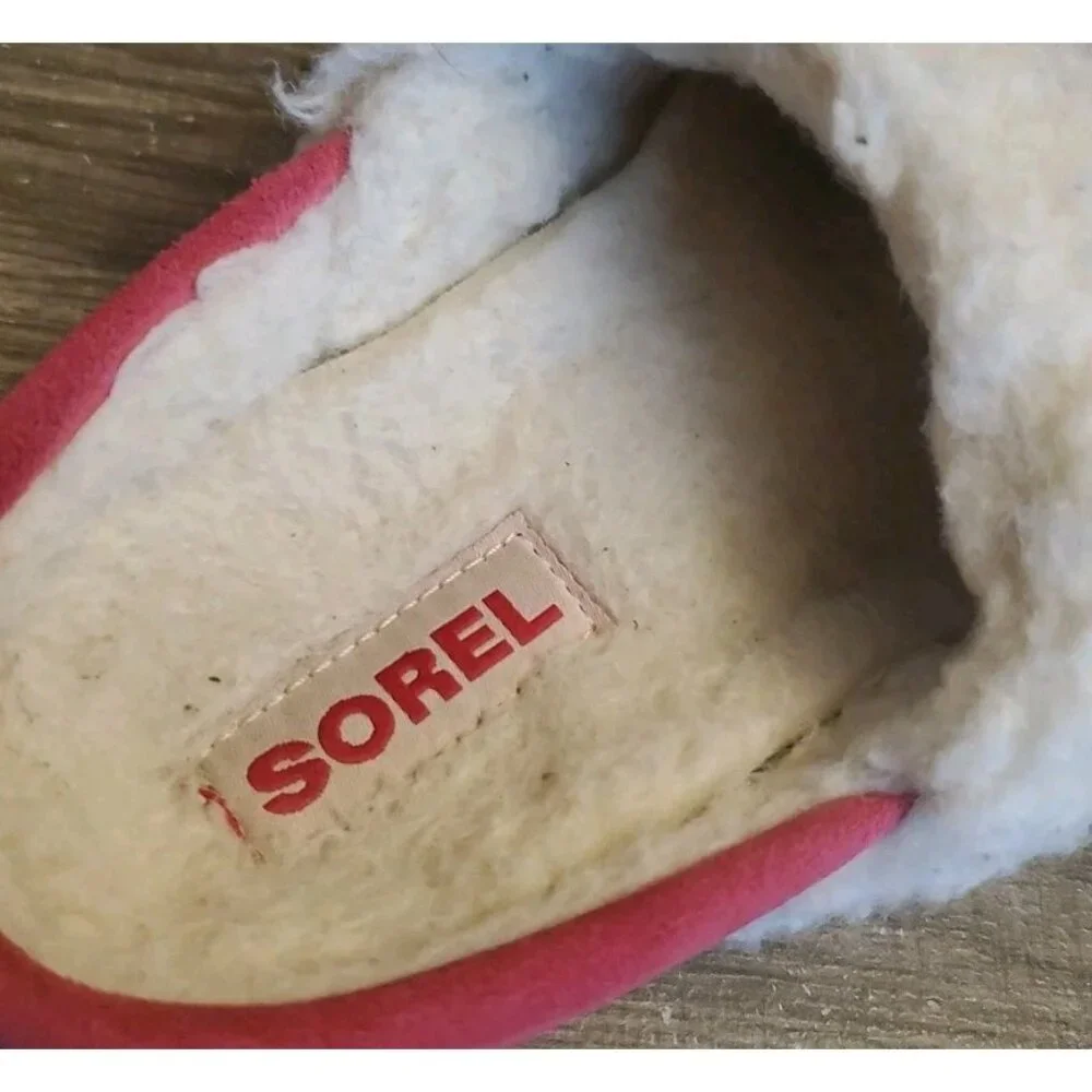 Sorel Nakiska™ Slide II Slippers Youth Size‎ 4 Pink